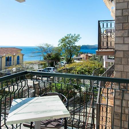 Ivona 2 Apartment Sveti Stefan Bagian luar foto