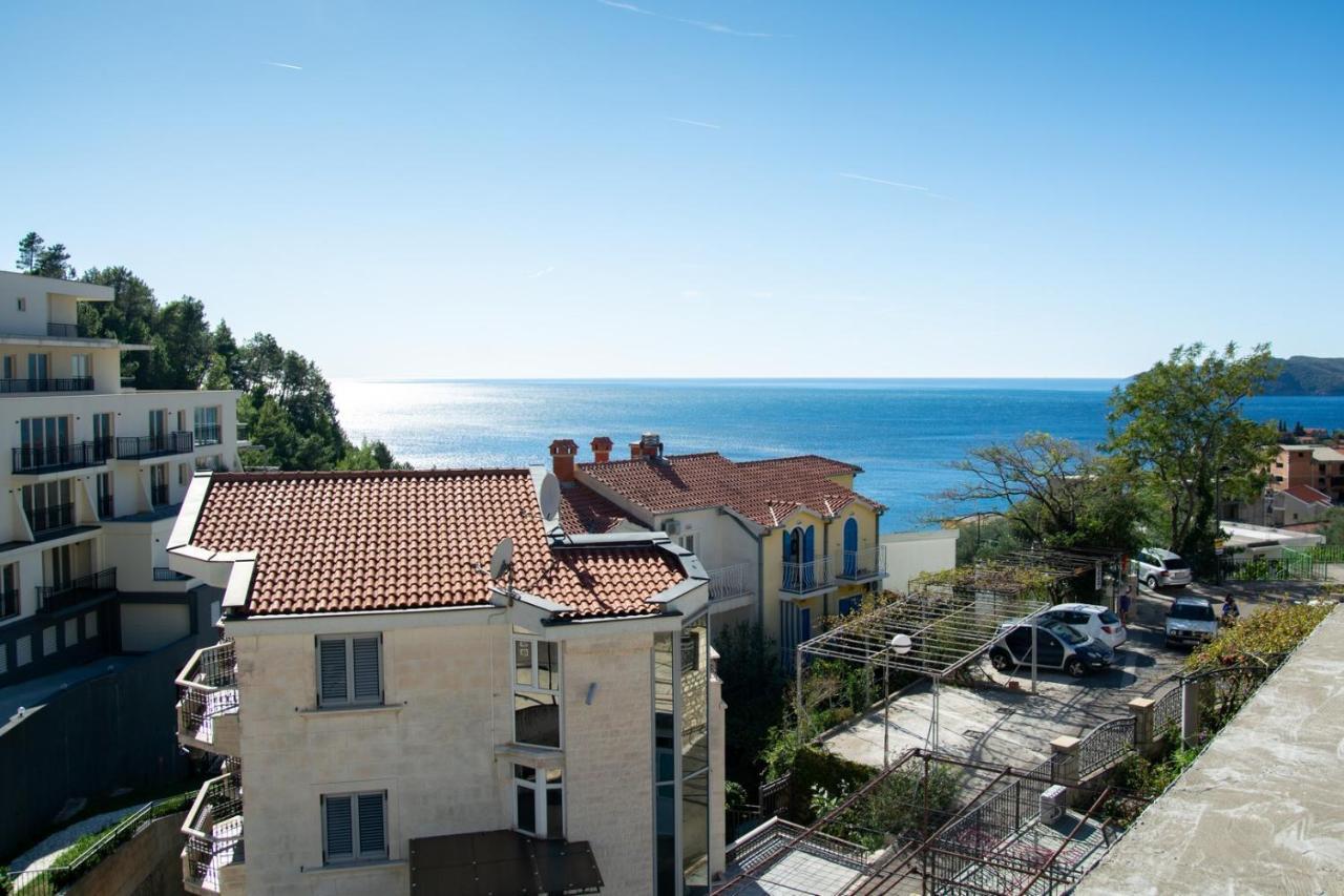 Ivona 2 Apartment Sveti Stefan Bagian luar foto