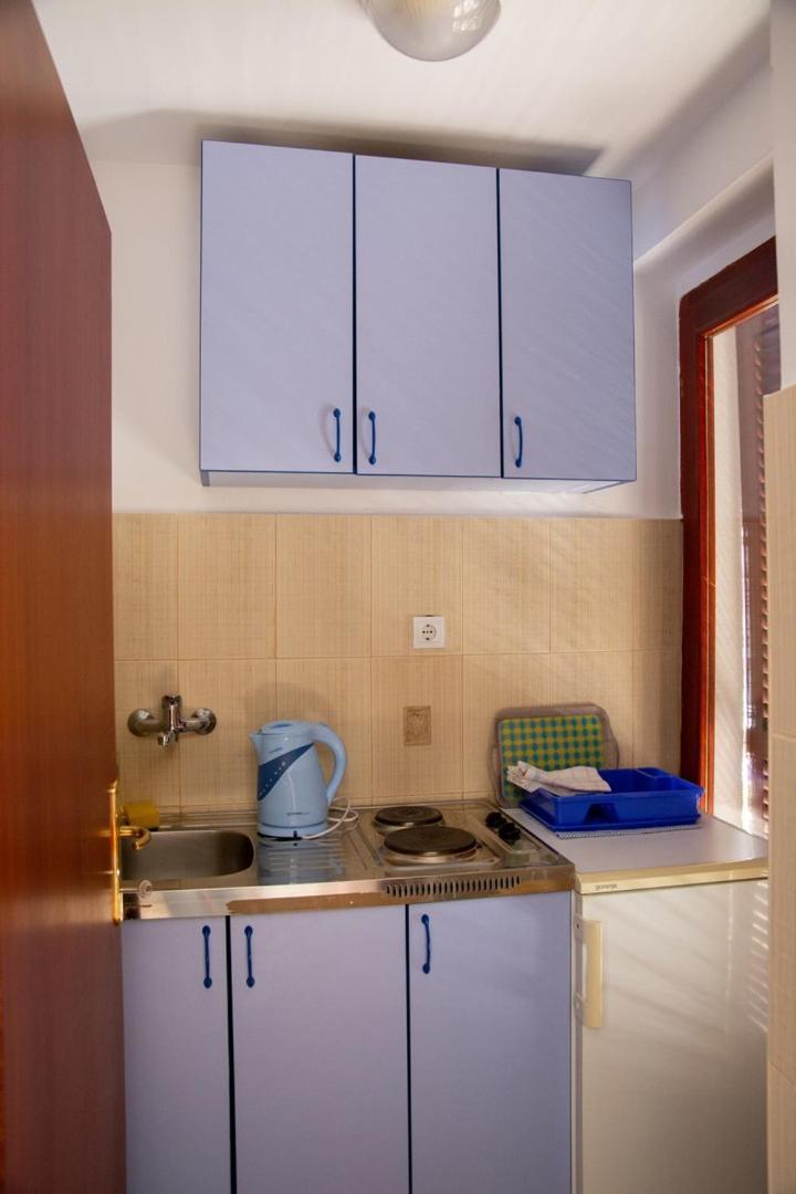 Ivona 2 Apartment Sveti Stefan Bagian luar foto